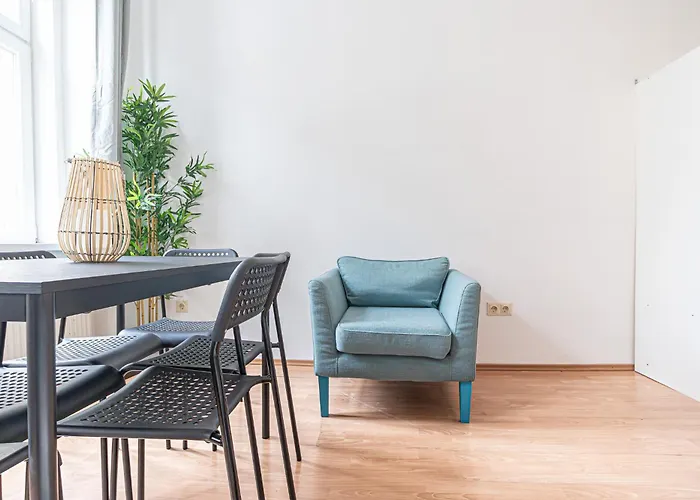 Breathtaking 2Br Apt Modern Design/Near Schoennbrunn