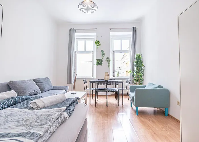 Breathtaking 2Br Apt Modern Design/Near Schoennbrunn